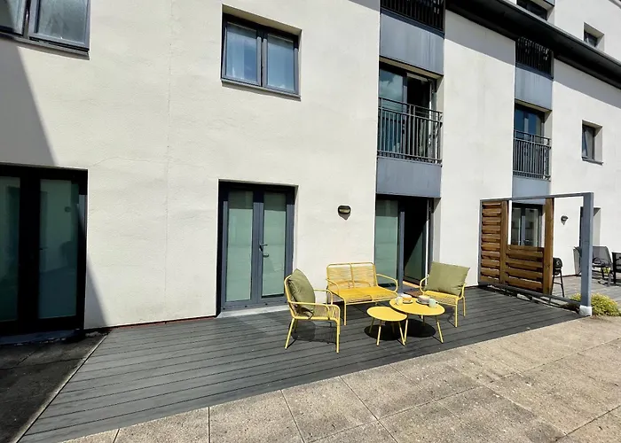 Stunning 2-Bed Town Centre Apartment - Hosted By Hutch Lifestyle