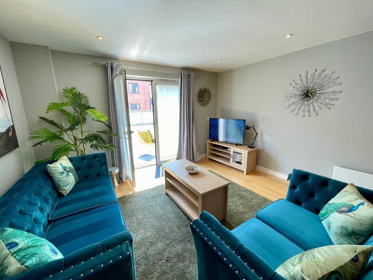 Apartment Stunning 2-bed Town Centre - Hosted By Hutch Lifestyle