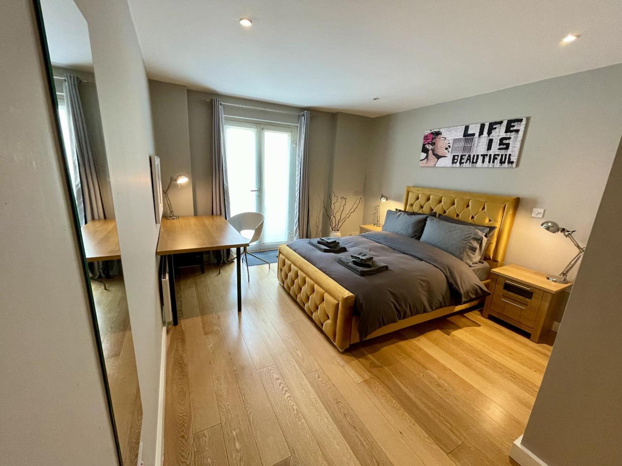 Apartment Stunning 2-bed Town Centre - Hosted By Hutch Lifestyle Leamington Spa